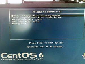CentOS6インストーラー初期画面