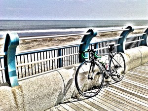 大洗の海岸近くにて自転車