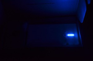 Astro M2 暗闇での青色残量表示