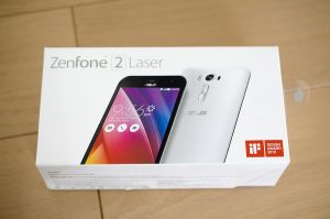 Zenfone2Laserの箱